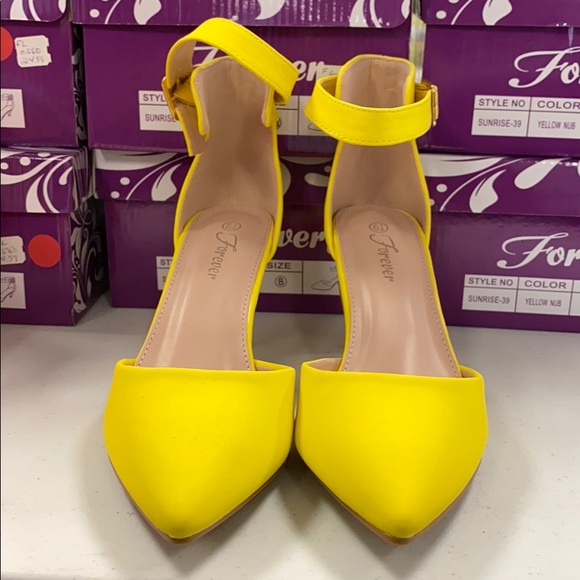 Neon Yellow Nubuck Ankle Strap Heel.  New - Picture 2 of 6